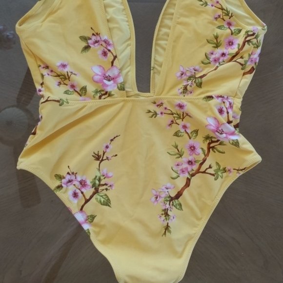 Yellow with flowers one-piece swimsuit - Picture 3 of 6